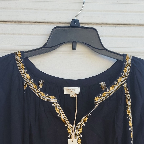 World's Market Blouse - Picture 2 of 5